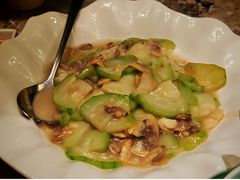 苹果丝瓜炒花蛤-四道菜·福建菜馆(新街口金鹰店)