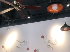 大堂-梦花街馄饨店(中华苑店)