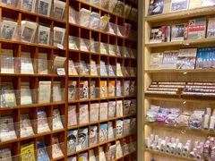 -猫的天空之城概念书店(丽江古城饮玉巷店)