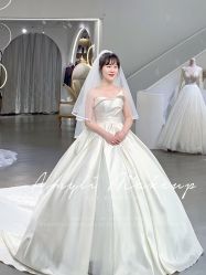 -艾米丽婚纱礼服
