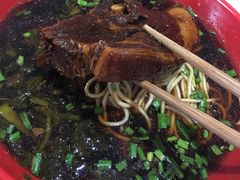 -小龙大肉面馆