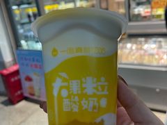 -一鸣真鲜奶吧(龙江地铁站店)