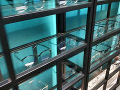 -Trend1881视光·蔡司视觉(领展广场店)