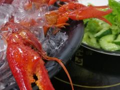 -虾弄弄海派小龙虾·牛羊蝎子火锅