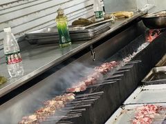 -老广烧烤(骆驼山康馨园店)