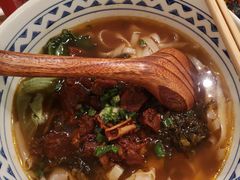 酸菜牛腩粉-三两粉(深圳壹方城店)