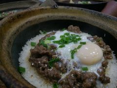 窝蛋牛肉饼煲仔饭-红星光发煲仔饭(大石街店)