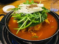 -喇喇排骨火锅·传统韩式脊骨汤(望京西园总店)