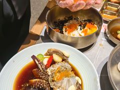 -草家酱蟹炭火烤肉店(珲春南路一店)
