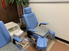 -世龙世家灰指甲鸡眼脚气甲沟炎跖疣护理(通州店)