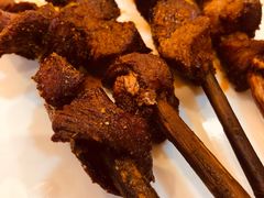 红柳条烤羊肉串-伊祥·敦煌楼