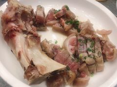 咸蹄髈-侬佳蒸菜馆(听潮店)