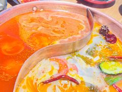 -洱火云南酸菜牛肉火锅(石景山当代商城店)