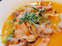 你没尝过的酸汤肥牛-老头儿油爆虾(胜利河美食街店)