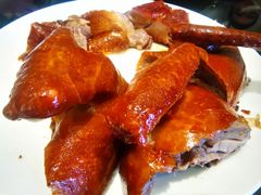 玻璃脆皮乳鸽皇-新雅粤菜馆(南京东路店)