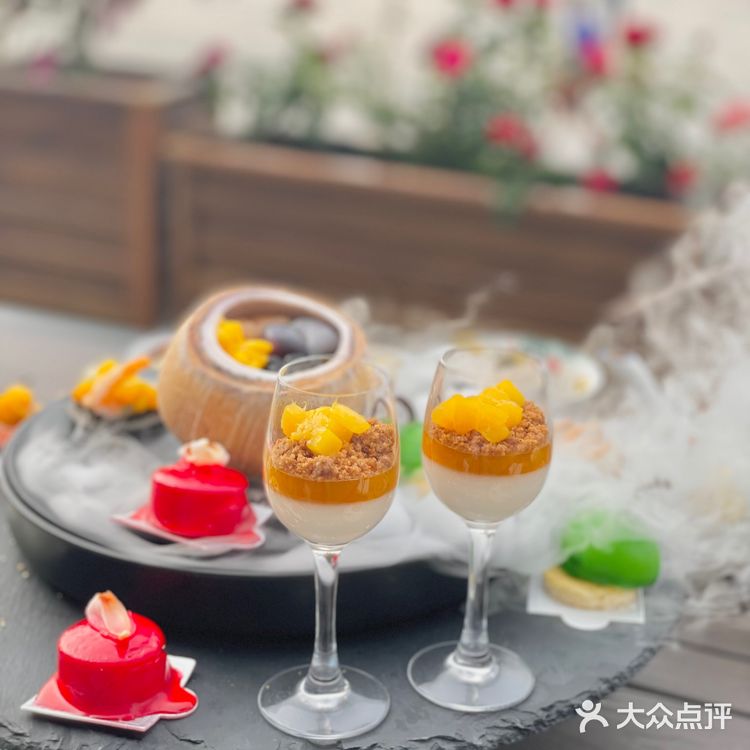 天津探店丨瑞吉酒店椰岛风情下午茶