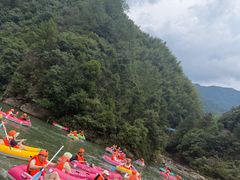-安吉龙王山峡谷漂流