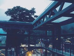 -百里峡七彩艺术小镇