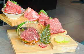 Eight-Item Steamed Platter