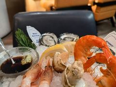 -斯普汇生蚝牛排馆(中骏世界城店)