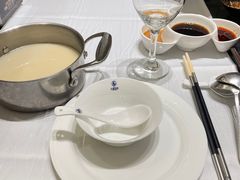 -红鼎豆捞·非遗鲍皇汤火锅(宝丰路店)