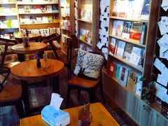 -晓风书屋(大学路店)