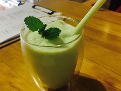 牛油果奶昔-Country Lane咖啡·意粉(荔园新天地店)