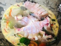 -姚记抚仙湖石锅鱼庄