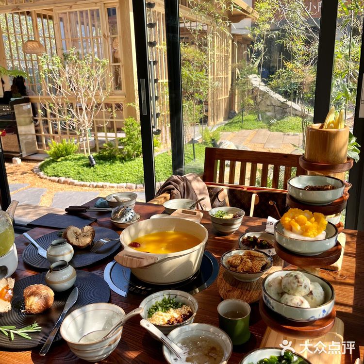 南村万博惊现！藏于云端竹林的素食桃源
 
