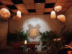 等位区-岔巴精酿啤酒餐吧(南屏街店)