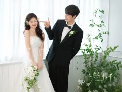 -雅云婚纱摄影工作室旗舰店