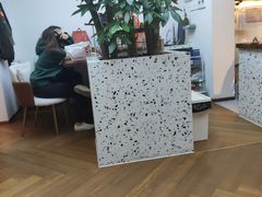 -Line 咖啡(石厦花园店)