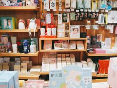 -百新书局(尚悦湾店)