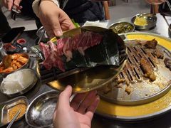 -哈哈碳都·牛肋条无限自助烤肉(台江万达店)