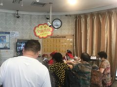 大堂-老杨家熟食店