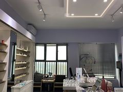 -视野联行眼镜•蔡司•依视路(温江店)