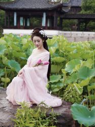 -一揽芳华汉服旗袍体验馆(拙政园店)