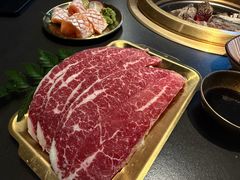 -铭牛烧肉·和牛海鲜自助(高新月牙湖店)