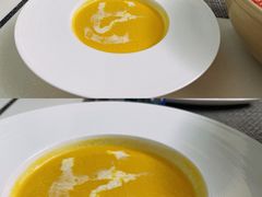 奶油栗子南瓜汤-小莫餐厅And More Restaurant西餐(北京展览馆店)