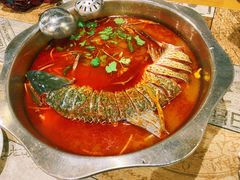 酸汤鱼火锅-苗姑酒堂(仁义社区店)