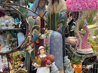 我对这花里胡哨的世界很感兴趣！
