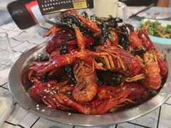 -顶峰夜宴·龙虾烧烤大排档(九江学院店)