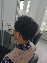 -LILI·HAIR SALON理理造型