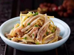 葱香腐竹拌鸭掌-小吊梨汤·北京菜·烤鸭(鸟巢店)