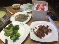 -蒙肥羊·酸汤潮牛·鲜牛肉火锅烤肉自助(岗顶店)