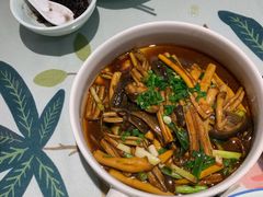 清炒鳝丝-得意楼蒸菜馆