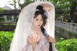 -梦回汉唐汉服旗袍体验馆(拙政园店)