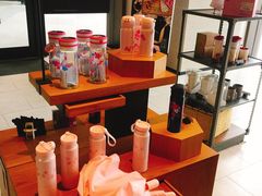 -星巴克(新达汇三林店)