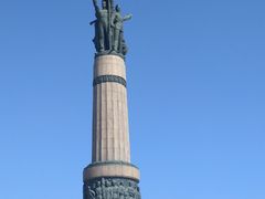 -人民防洪胜利纪念塔