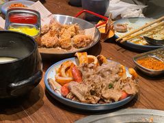 -明洞阿姨·韩式酱蟹烤肉·创意料理(三元桥店)